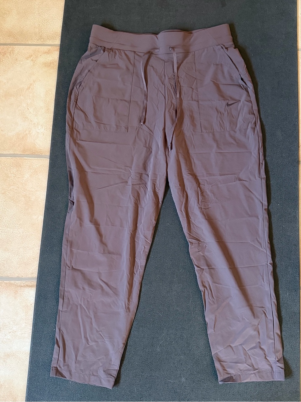 Nike women’s Dri-fit Pants 💜